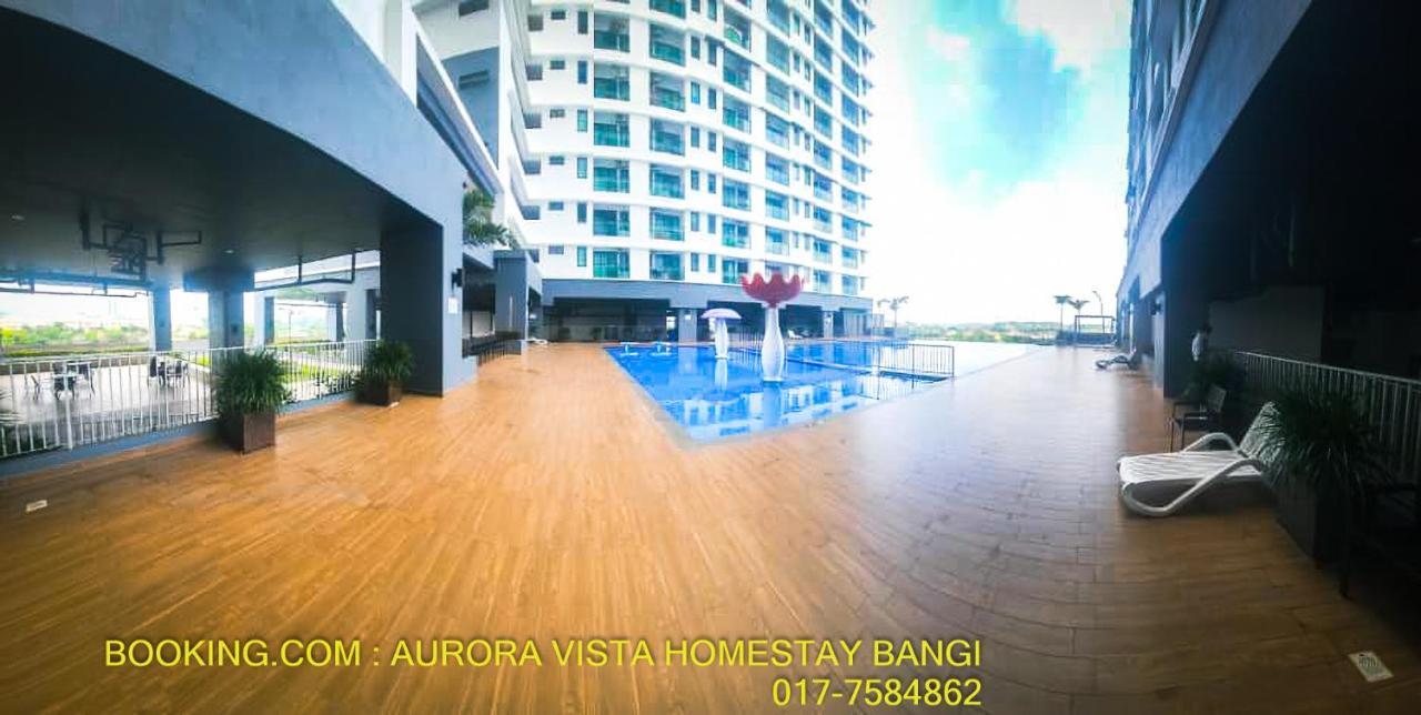 Aurora Vista Homestay Bangi At Vista Bangi With Wifi Netflix Gym Sauna Coway Swimming Pool-River View 加影 外观 照片